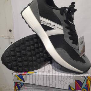 JQR-MEN'S SPORTS-L GRY/BLK<br>ROAD