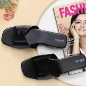 MOJARI ARTS & HANDI CRAFT-WOMEN SLIPPER<br>LIFAFA (37X42)
