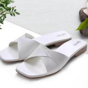 MOJARI ARTS & HANDI CRAFT-WOMEN SLIPPER<br>LIFAFA (37X42)